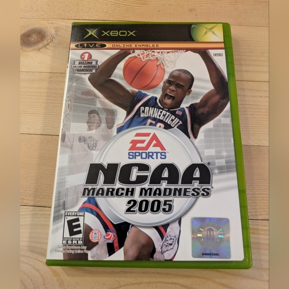 NCAA March Madness 2005 for Xbox - Green Case Pre-owned - Picture 2 of 6